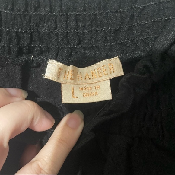 𝅺the Hanger Black Minimalist Off Shoulder Top - Picture 6 of 6